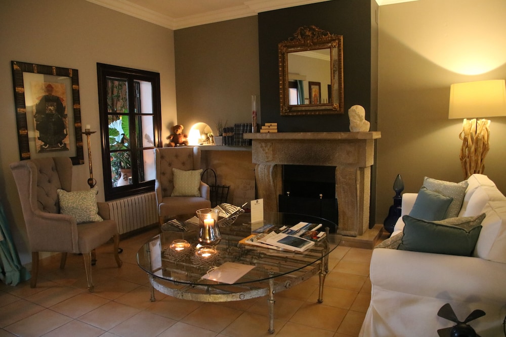 Photo - El Nido de Alaro - Turismo de Interior