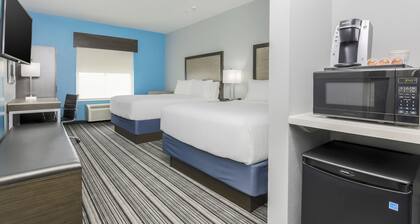 Holiday Inn Express & Suites Houston - Hobby Airport Area, an IHG Hotel