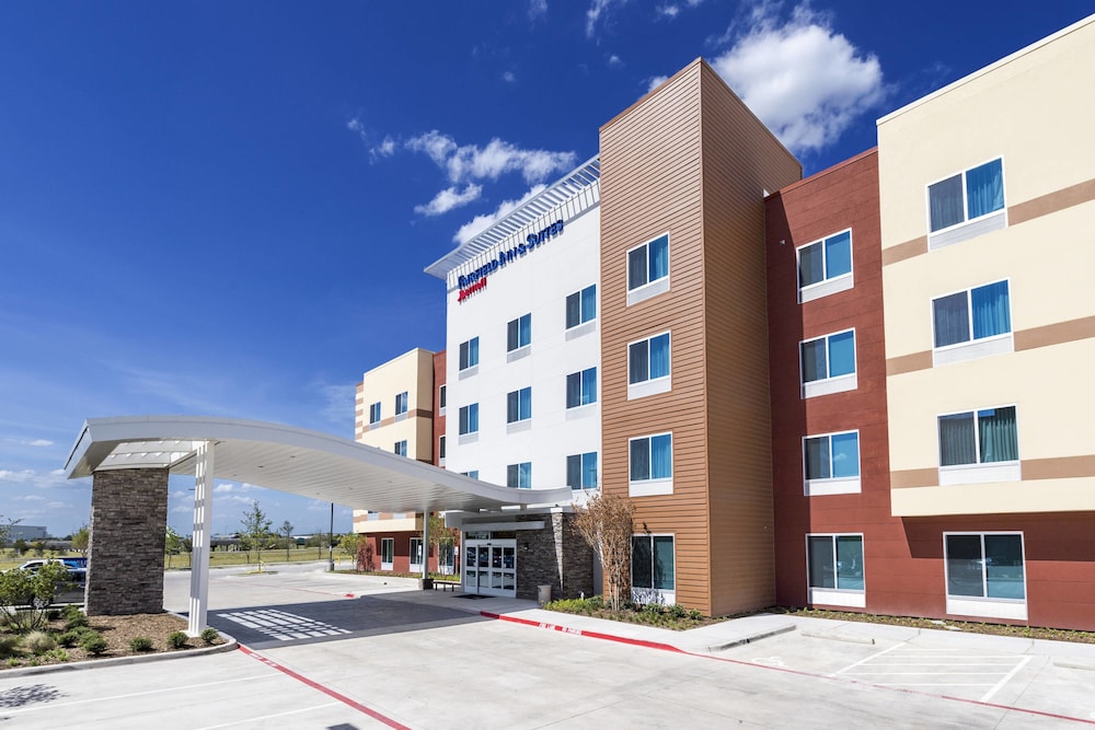 Fairfield Inn & Suites by Marriott Dallas Waxahachie in Waxahachie, United States