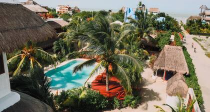 Ensueño Holbox and Beach Club