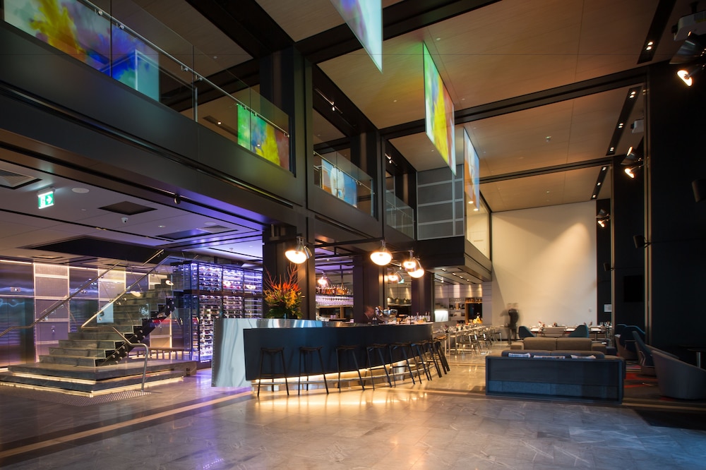 Lobby, Pullman Sydney Airport