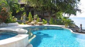 Pemandangan dari Hotel
