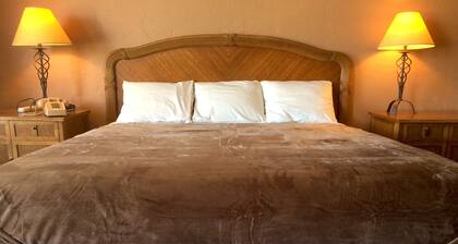 Connell Inn and Suites