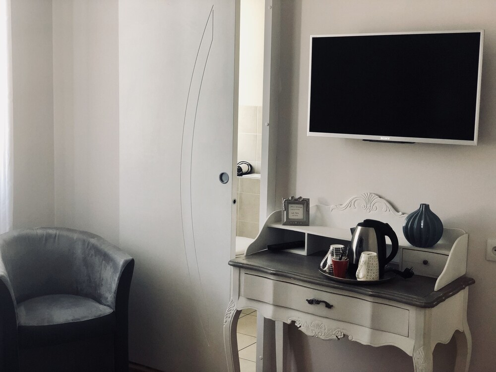 La Fleur de Lys in Langeais Best Rates & Deals on Orbitz