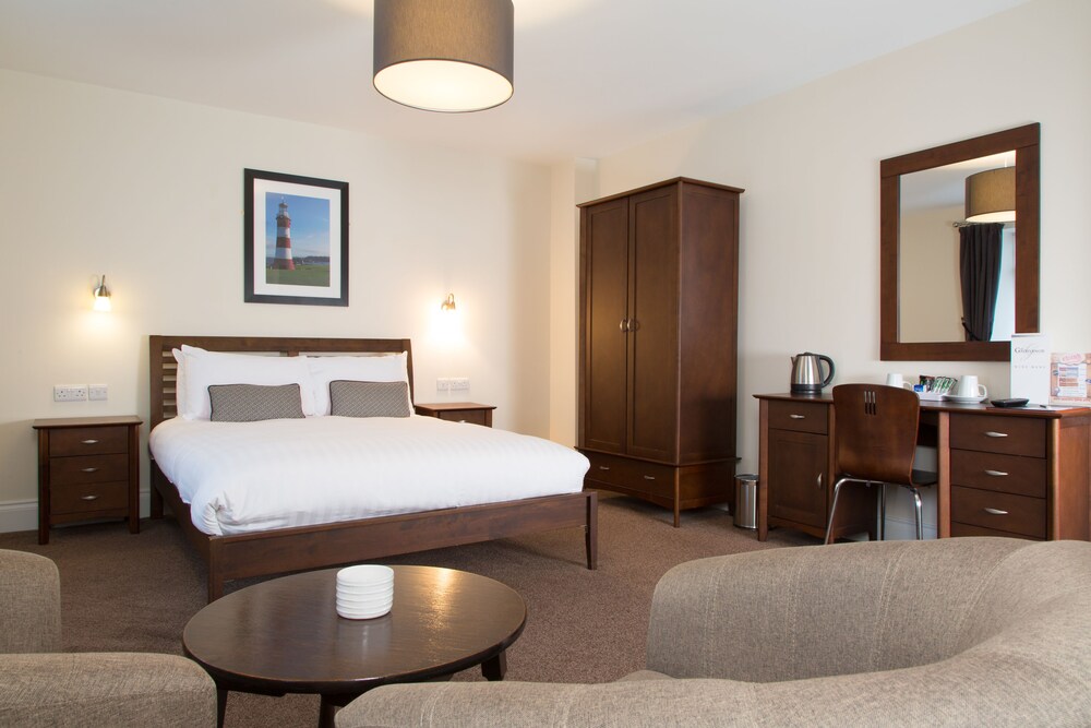 Room, The Grosvenor Plymouth