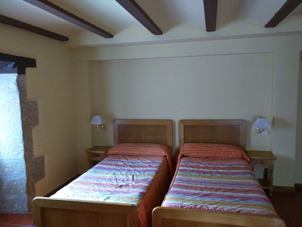 Imagen de ALBERGUE camino ermita 1 (2 de 24)