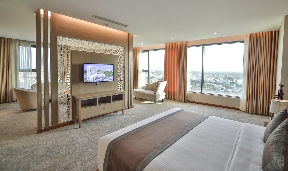 4 Star Hotels