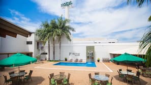Piscina externa