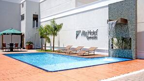 Piscina externa