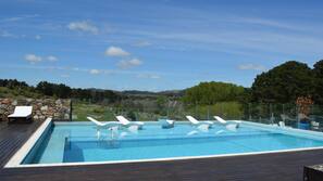 Piscina infinita