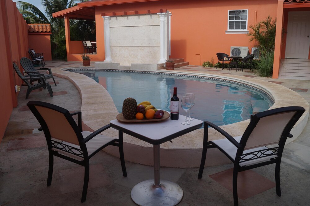 The Hideaway Penthouse Savaneta Abw Airasiago