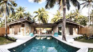 10 outdoor pools