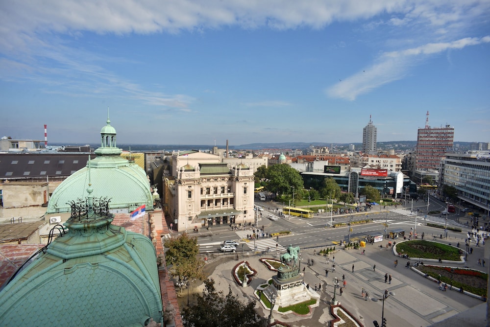 Foto - Five Points Square - City Center