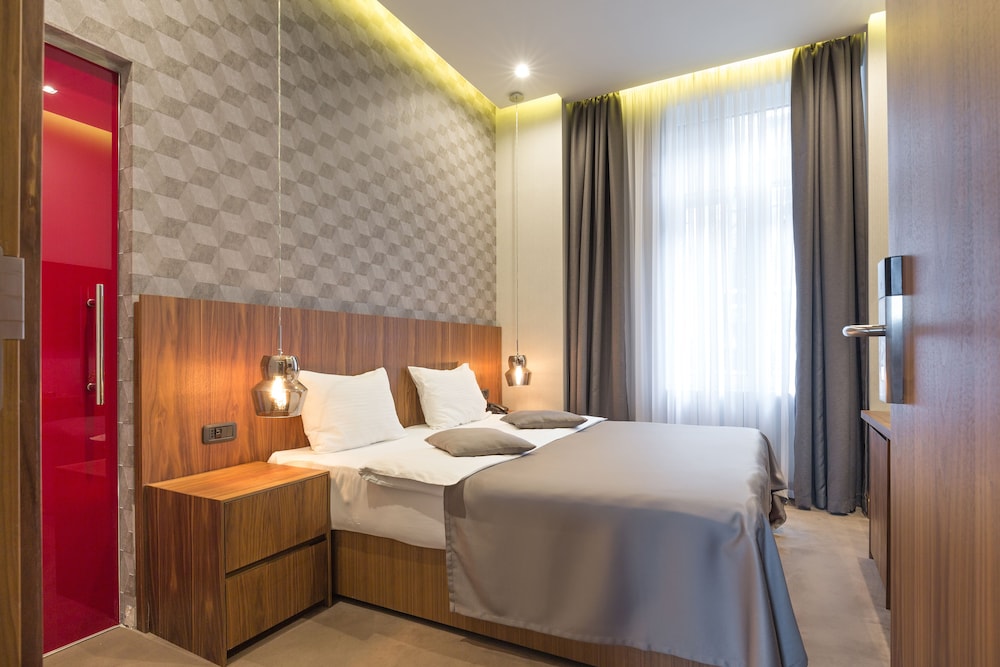 Foto - Five Points Square - City Center