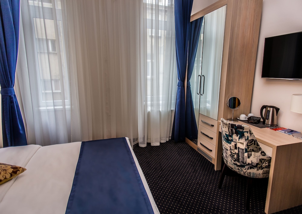 Foto - Five Points Square - City Center