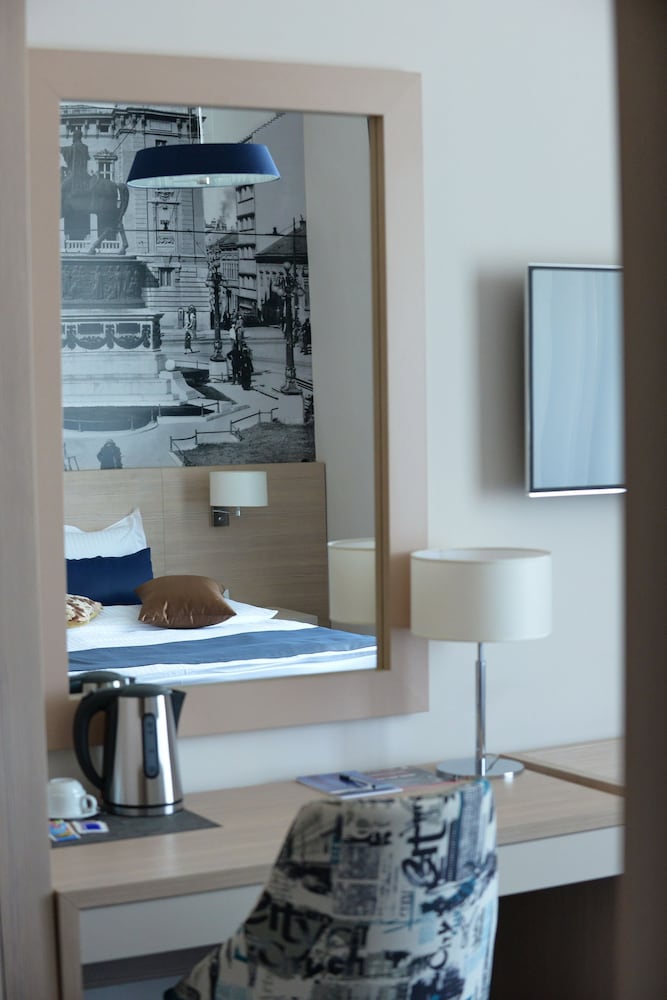 Foto - Five Points Square - City Center