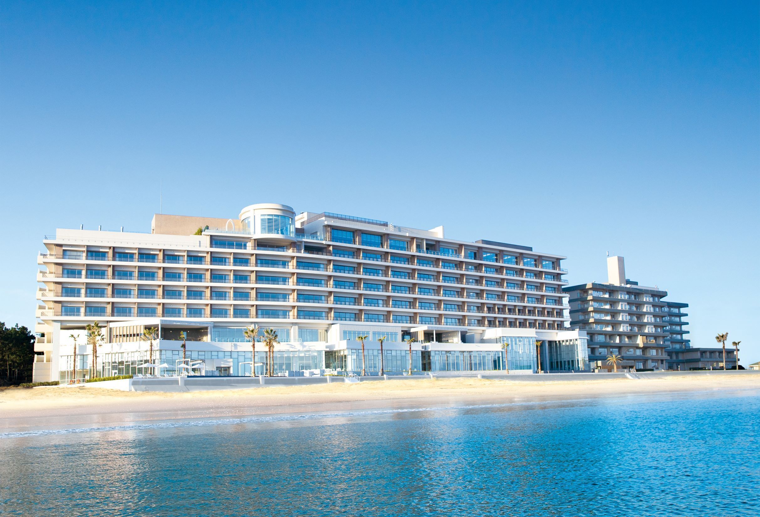 Karatsu Seaside Hotel in Karatsu, Japan