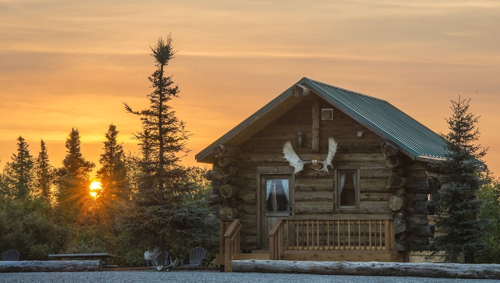 Alaska's Gold Creek Lodge in King Salmon Best Rates & Deals on Orbitz