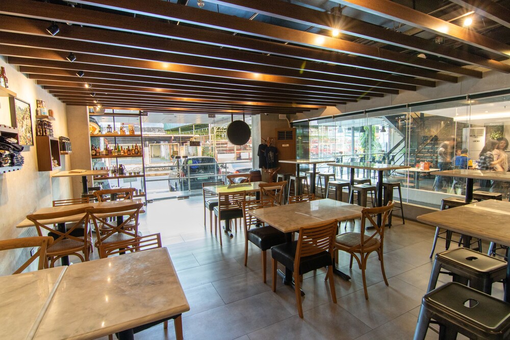 Photo - Solace Hotel