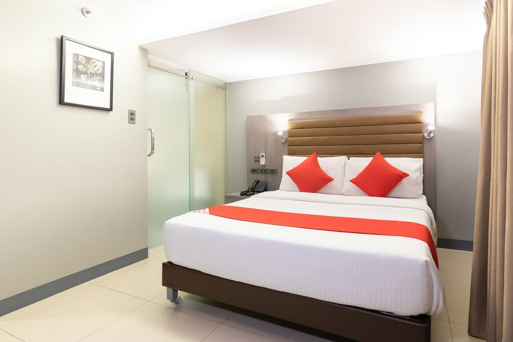 Photo - Solace Hotel