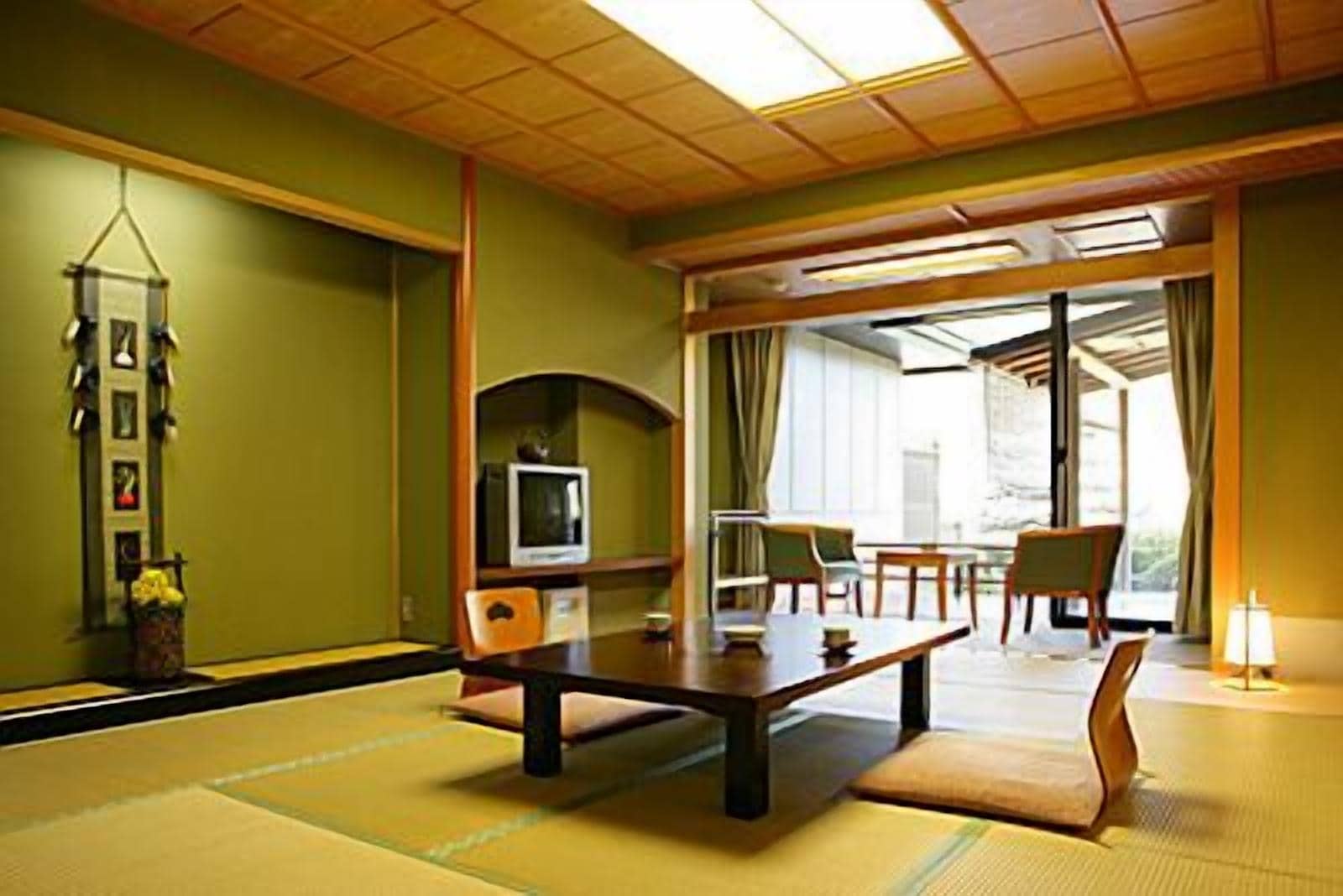 Yugawara Ryokan Toyoko in Atami, Japan