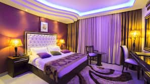 1 bedroom, free minibar, in-room safe, blackout drapes
