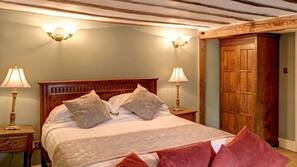 Premium bedding, in-room safe, iron/ironing board, rollaway beds