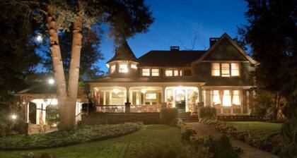 The Black Walnut B & B Inn