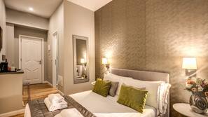 Literie de qualité supérieure, couette en duvet d'oie, minibar