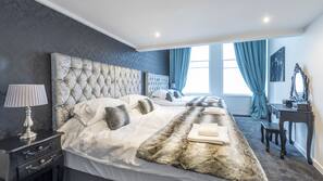 Premium bedding, iron/ironing board, free WiFi