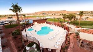 Outdoor pool, sun loungers