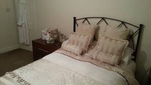 Premium bedding, individually decorated, iron/ironing board, free WiFi