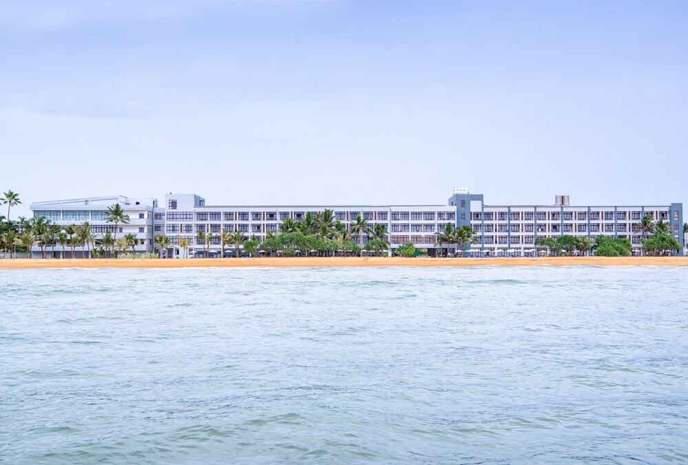 Jie Jie Beach by Jetwing in Panadura, Sri Lanka