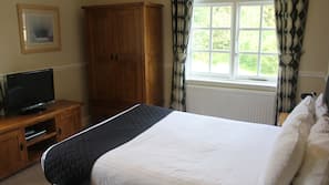 In-room safe, desk, iron/ironing board, free cots/infant beds