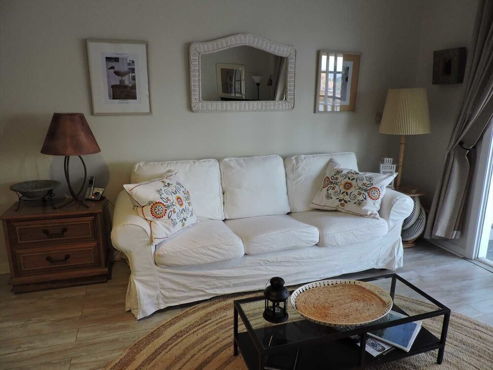 Island Place Condominium Association Inc Deals & Reviews (Cedar Key