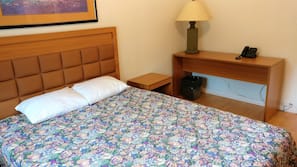 Free cots/infant beds, free WiFi