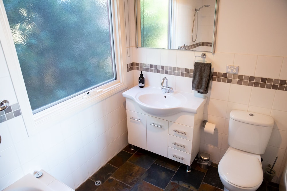 Bathroom, Vivere Retreat