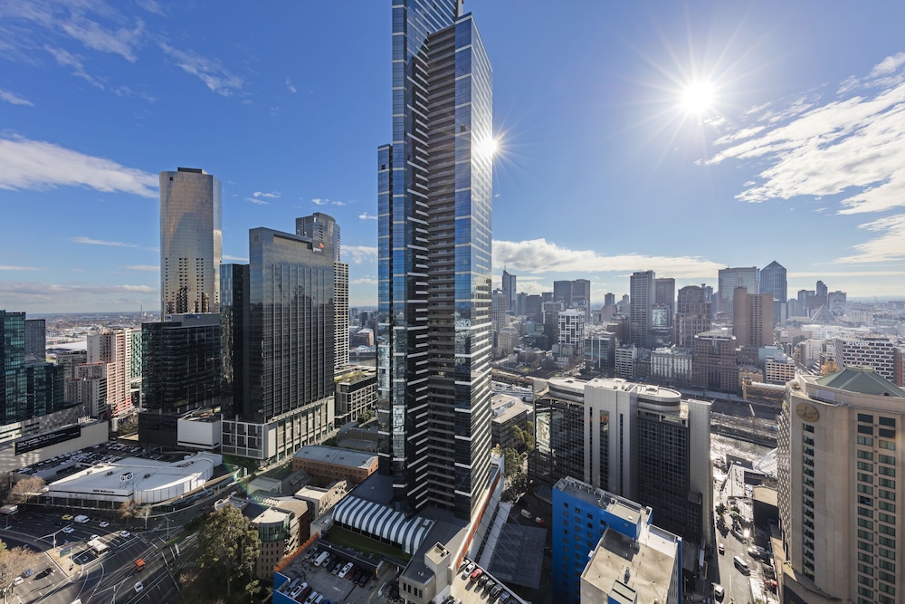 View from property, Oaks Melbourne Southbank Suites