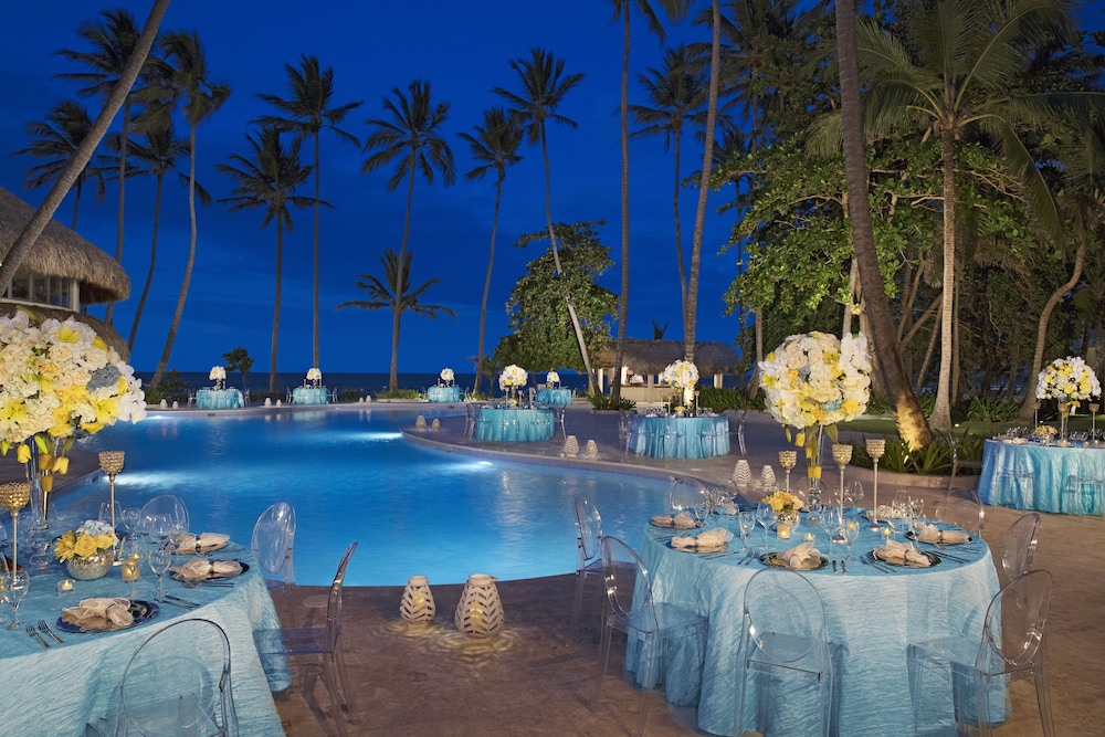 Sunscape Bavaro Beach All Inclusive In Punta Cana Hotel Rates Outdoor Banquet Area