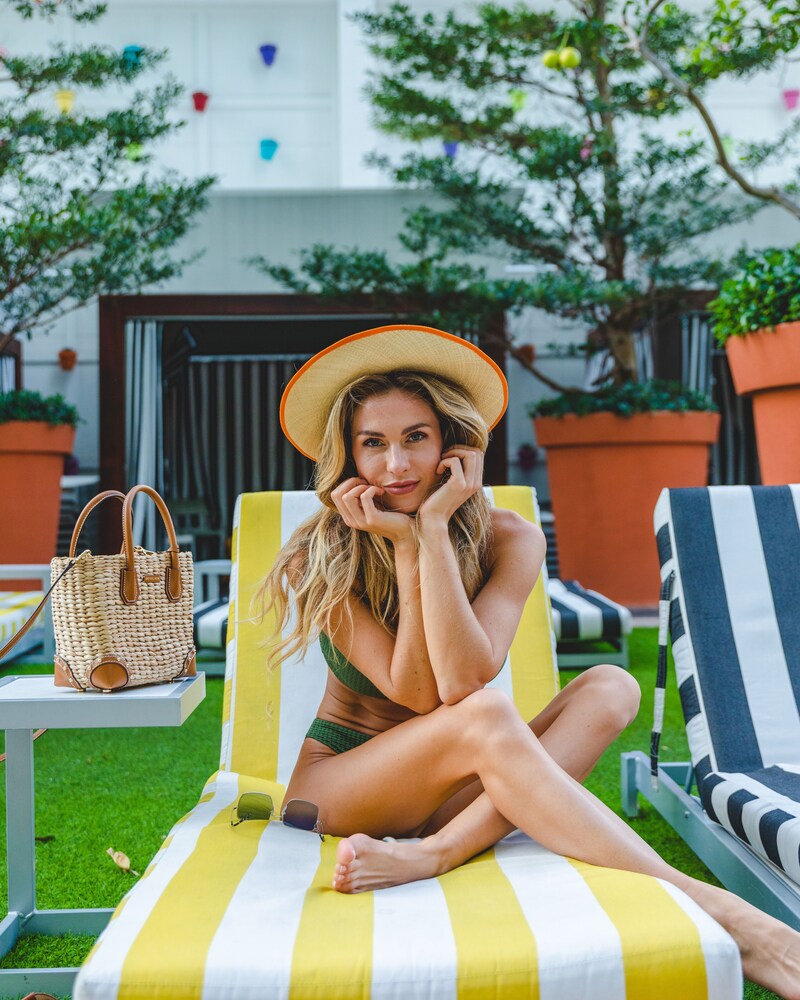 Outdoor pool, SLS Brickell