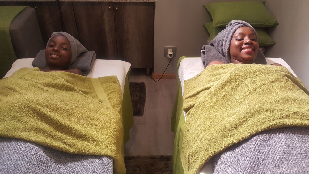 Chill Pepper Boutique Hotel in Mbombela Best Rates & Deals on Orbitz