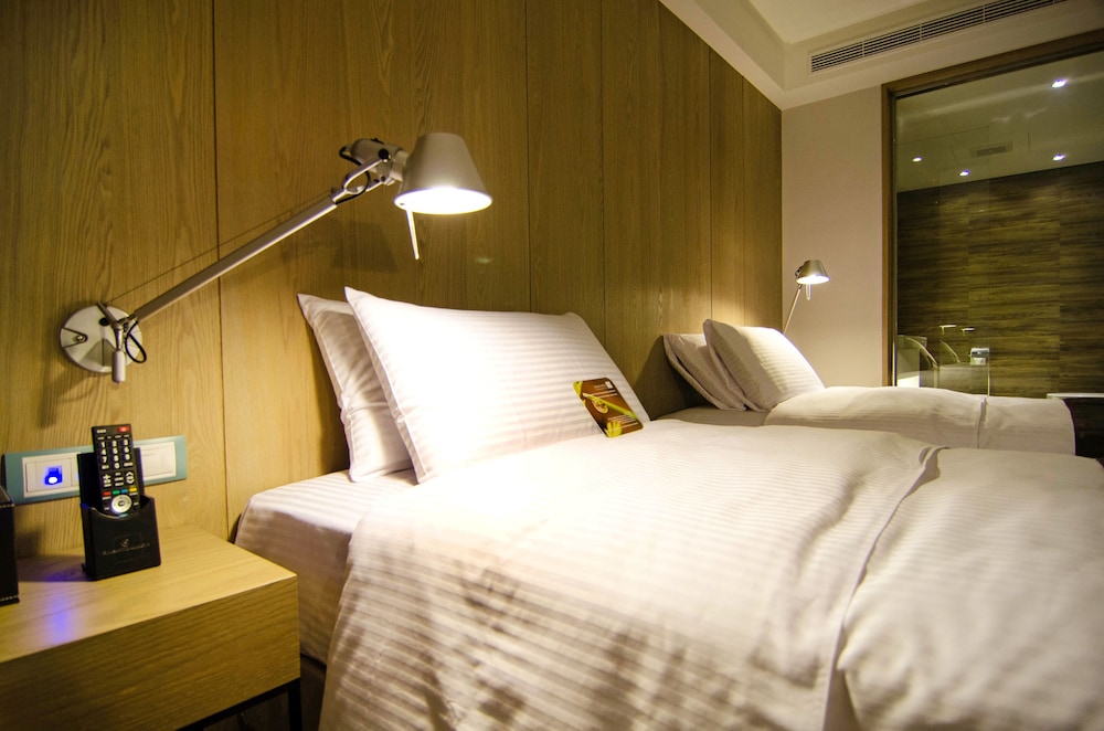 hotel review reviews gogo taichung hotel review reviews gogo taichung