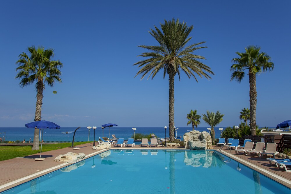 Fig Tree Bay Protaras Cyp Best Price Guarantee Lastminute