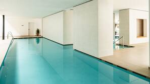 Innenpool, Außenpool