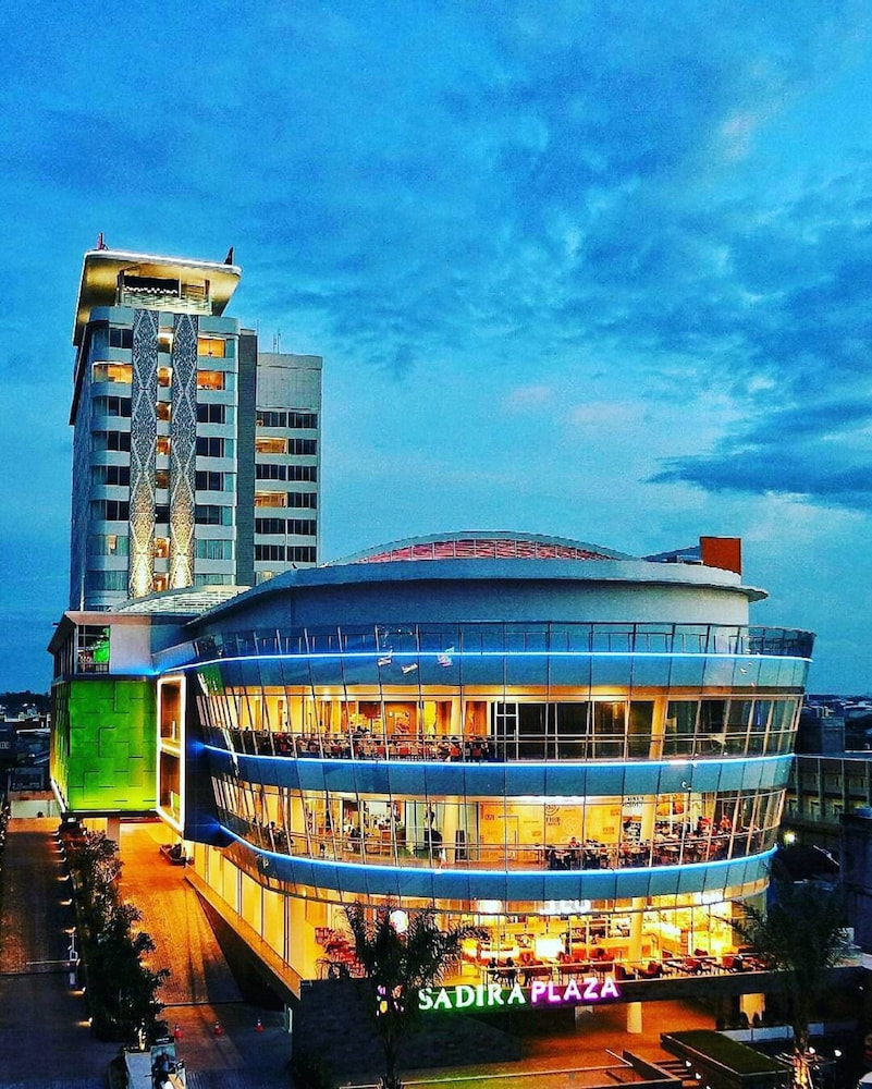 Primary image, FOX Hotel Pekanbaru