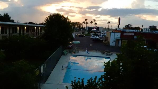 Random Photo Gallery - Gay cruise site mcallen tx mcallen Gay cruise tx site