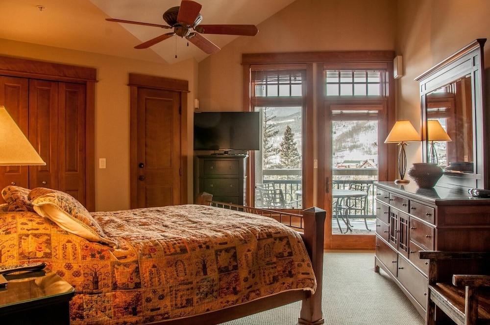 Timbers and Lone Eagle by Keystone Resort AU421 Deals & Reviews