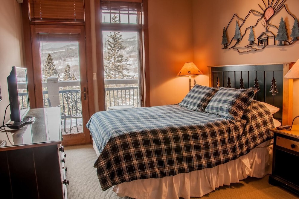 Timbers and Lone Eagle by Keystone Resort AU421 Deals & Reviews