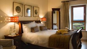 1 bedroom, premium bedding, iron/ironing board, free WiFi