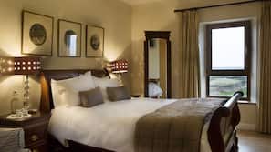 1 bedroom, premium bedding, iron/ironing board, free WiFi